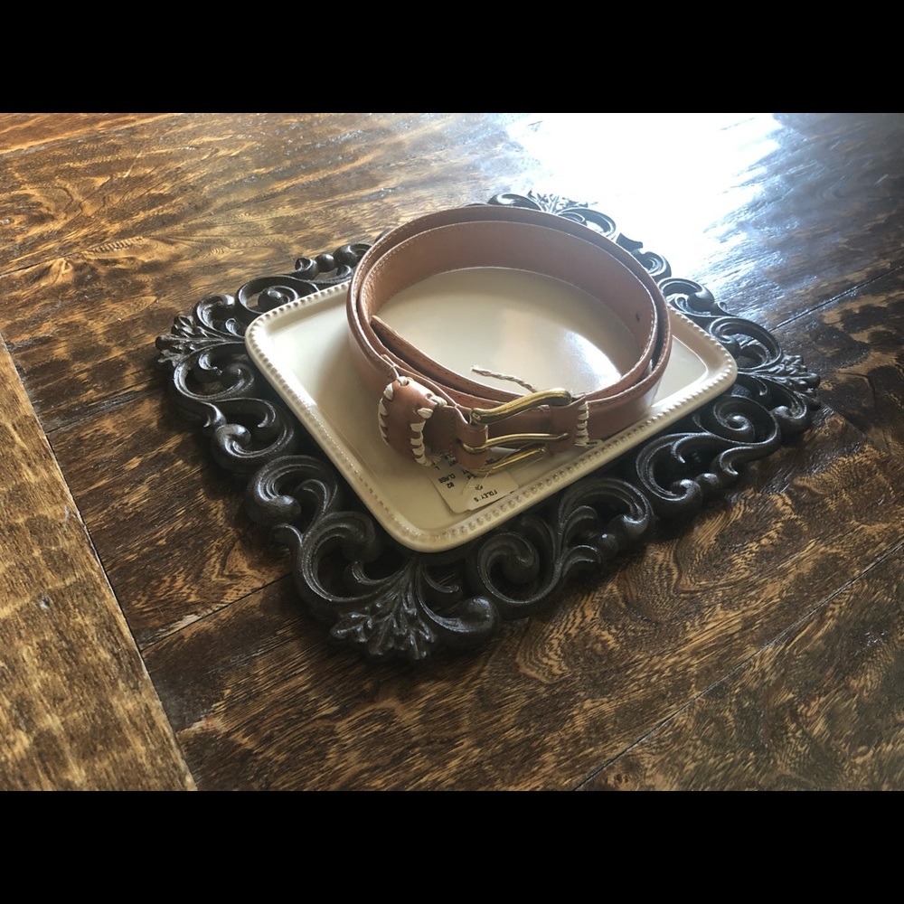 Vintage Tan Leather Belt - Size L (NWT)